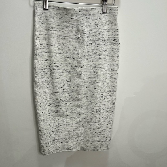WILFRED | Pencil Skirt White Heather - Picture 7 of 7